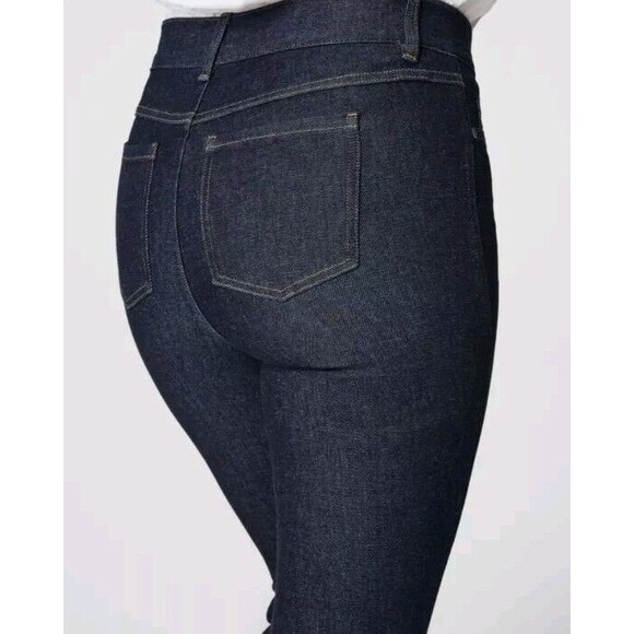 EUC SPANXshape EveryWear Kick Flare Raw Indigo Jeans size Large - Picture 1 of 7